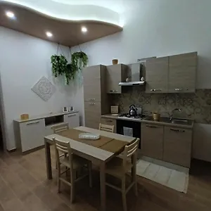 La Casa Di Ruth Katania